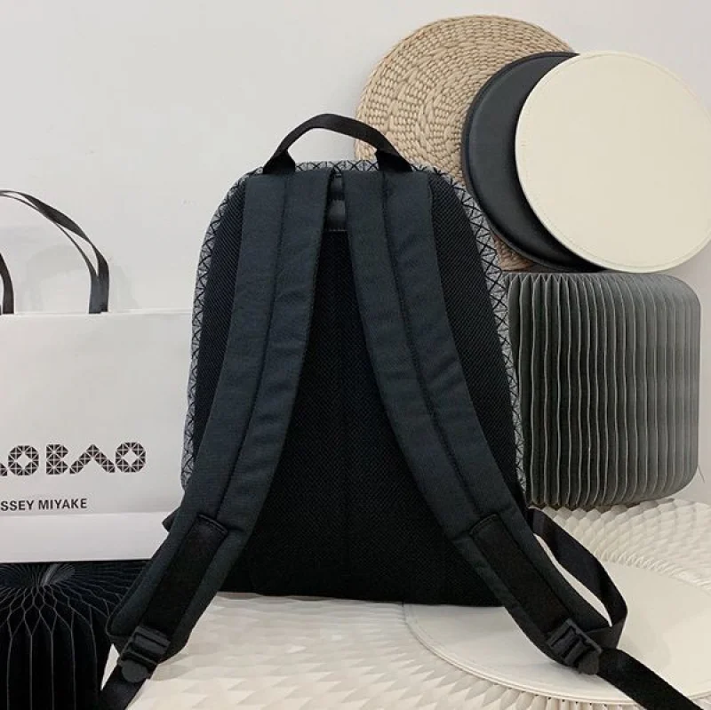 追跡付き 安い バオバオイッセイミヤケ バックパック ブランド偽物 2size bag89241