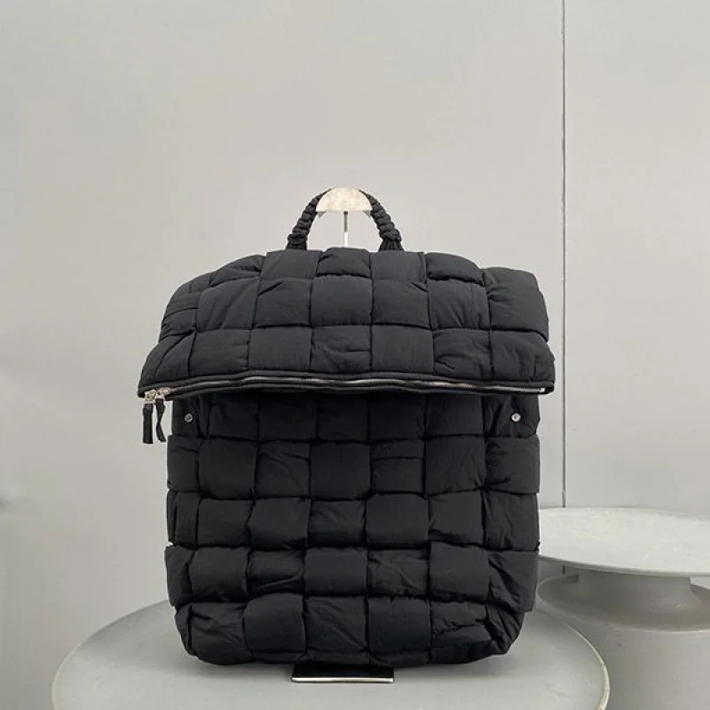 ボッテガヴェネタ ザ ・パデッド カセット バックパック コピー ナイロン 628955VBO819674