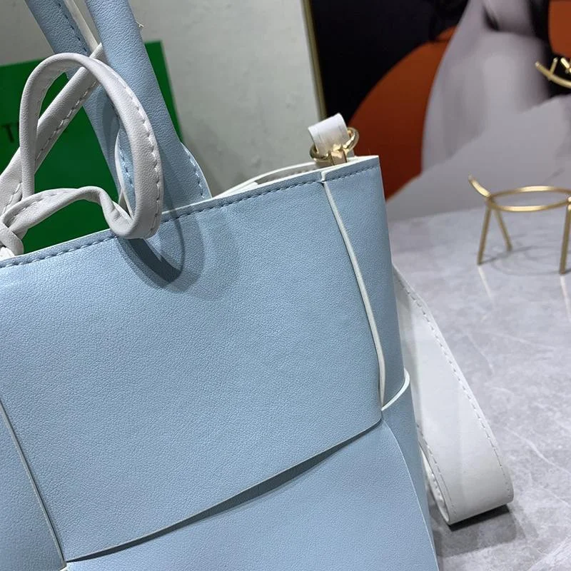 欲しい♡超限定♪ボッテガ コピー ザ・アルコ トート 2way ブルー bob24638