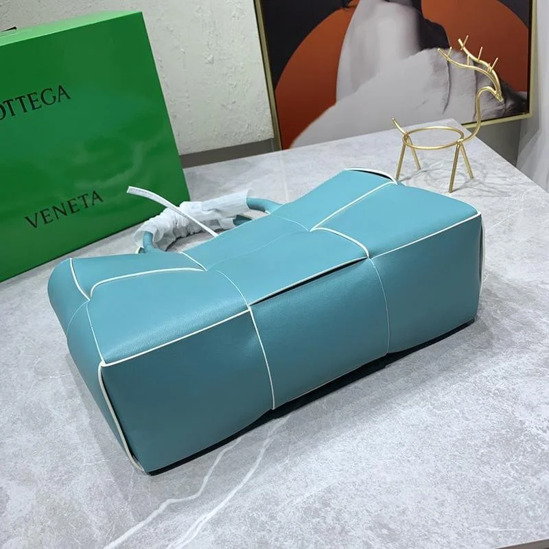 人気No1ボッテガ コピー ザ・アルコ トート リノリウム boo53236