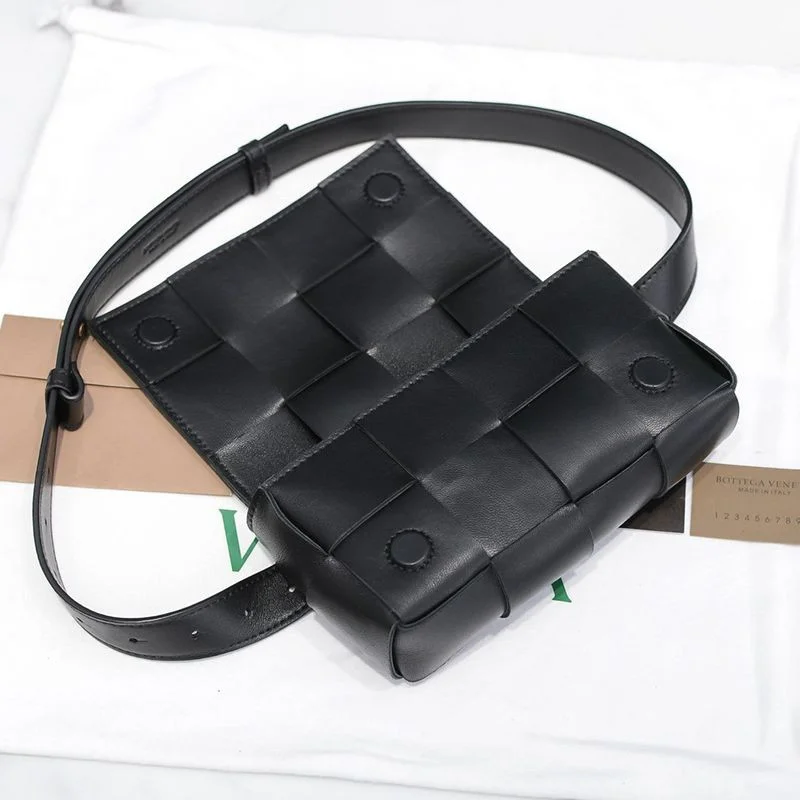 【日本未発売】ボッテガヴェネタ カセット コピー クロスボディバッグ boq86248