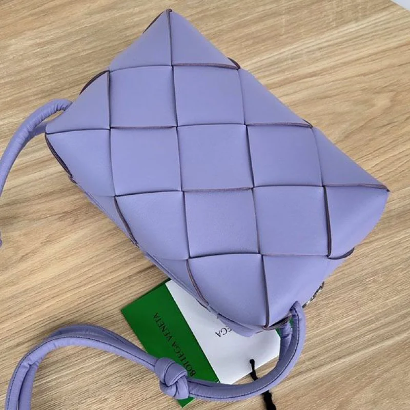 確保済み ボッテガ カセット スモール ショルダーバッグ コピー bos60632
