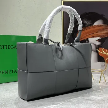 ボッテガヴェネタバッグ box91317 スーパーコピー