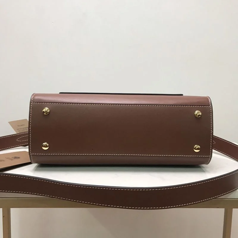 ★日本!!人気!バーバリー コピー スモール トップステッチレザー ポケットトート 80367451