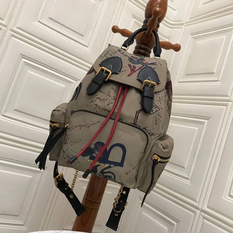 秋冬新作★バーバリー リュック 偽物★ The Rucksack ナイロンバックパック Bab46861