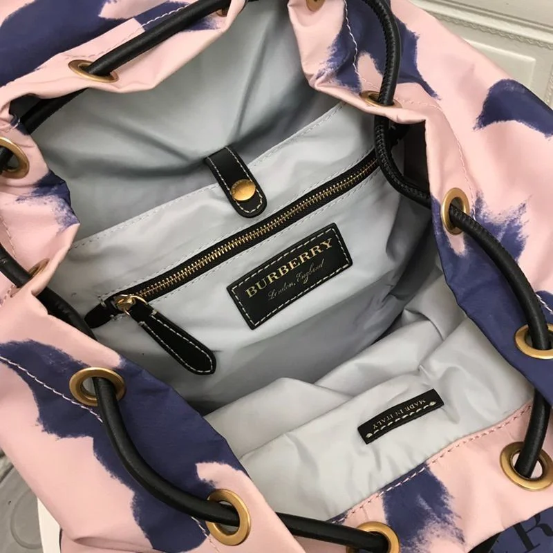 秋冬新作★バーバリー リュック コピー★ MD RUCKSACK ナイロンバックパック Bah39060