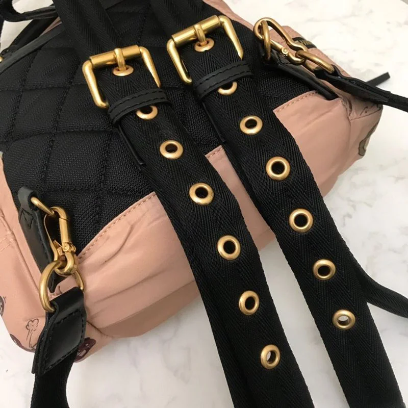 秋冬新作★バーバリー リュック コピー★ The Rucksack ナイロンバックパック Bah94961
