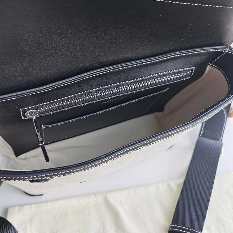 21SS バーバリー ショルダーバッグ コピー キャンバス&レザー Bai22561