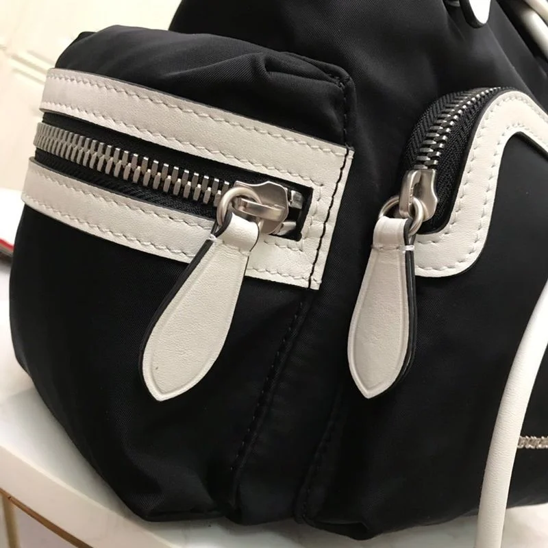 争奪戦バーバリー Rucksack リュック コピー サック バックパック Bai95750
