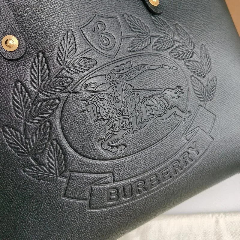 目を惹くカラー バーバリー トートバッグ スーパーコピー SM TOTE Bak78743