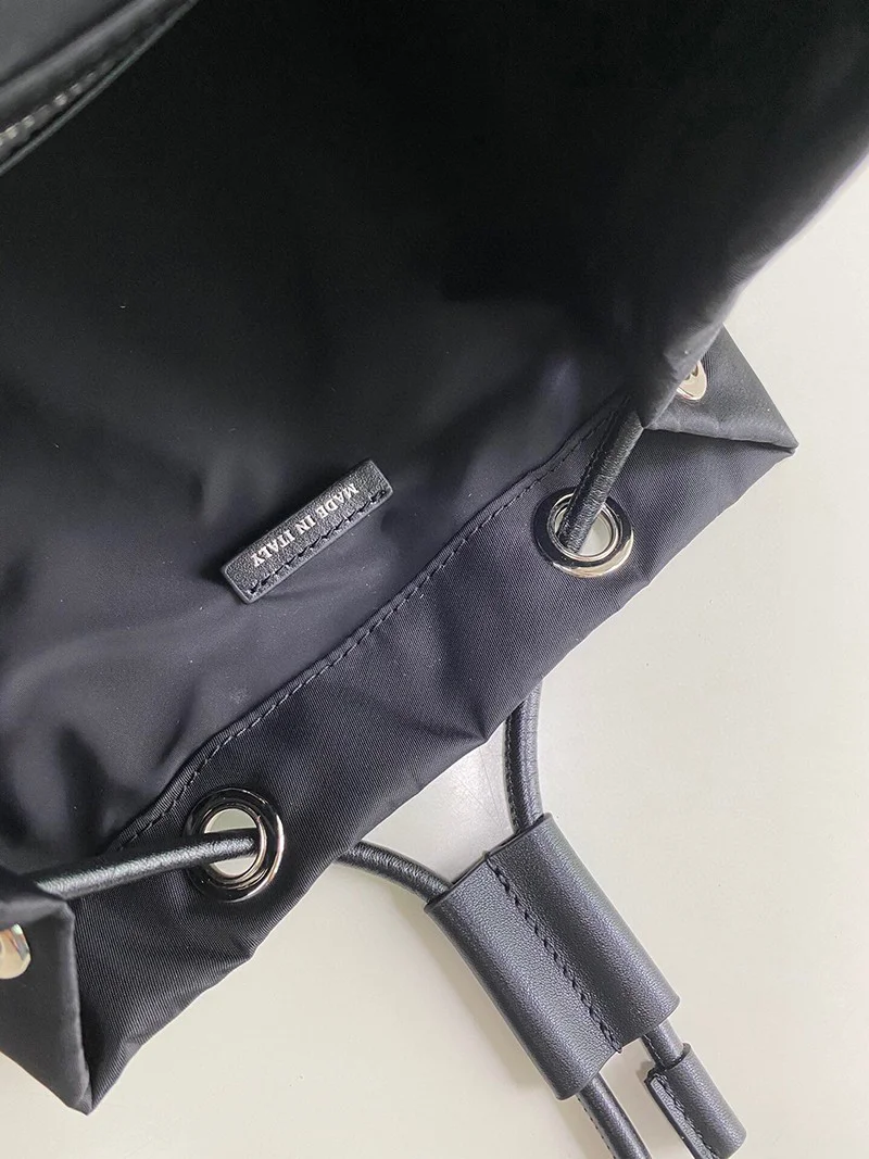 【日本未発売】バーバリー リュック 偽物 BAGS BACKPACKS バックパックス Bam44640