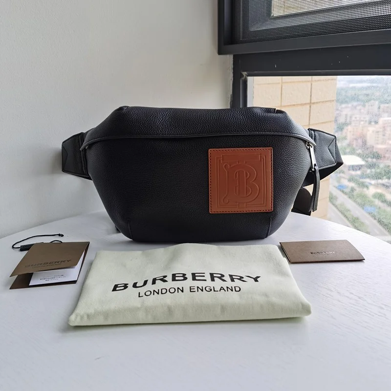 大人気!【バーバリー ショルダーバッグ コピー】ロゴエンボス レザー ソニー バムバッグ Bar73791