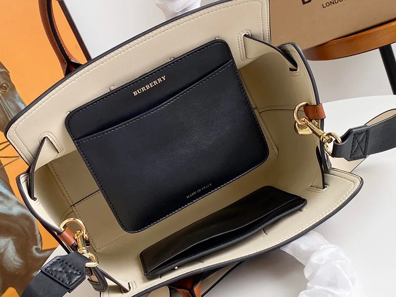 春もの新作バーバリー トートバッグ コピー チェック トリプルスタッズ ベルトバッグミニ Bax32753