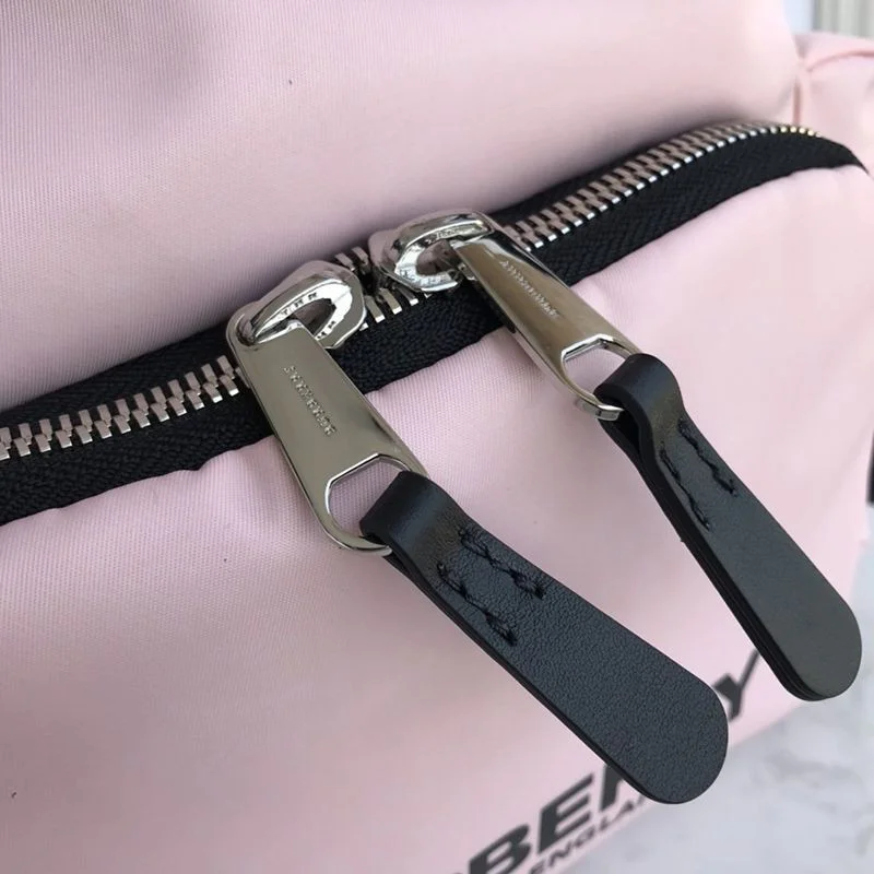 大人気!バーバリー Rucksack リュック 偽物 サック バックパック Bay59633