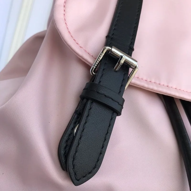 大人気!バーバリー Rucksack リュック 偽物 サック バックパック Bay59633