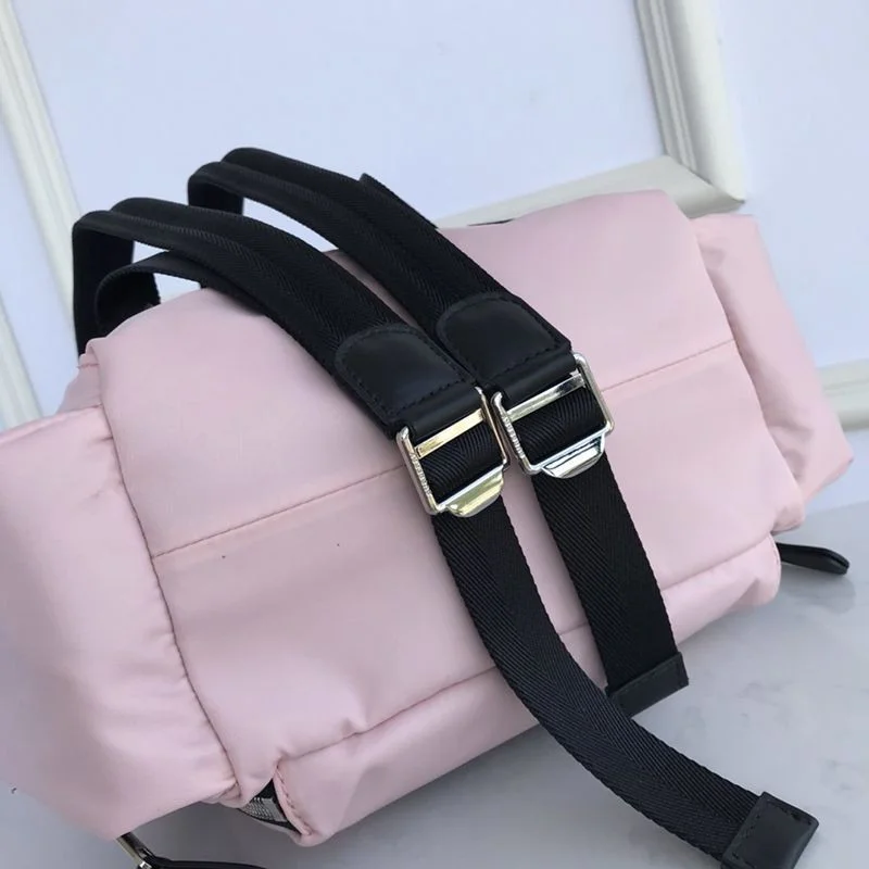 大人気!バーバリー Rucksack リュック 偽物 サック バックパック Bay59633