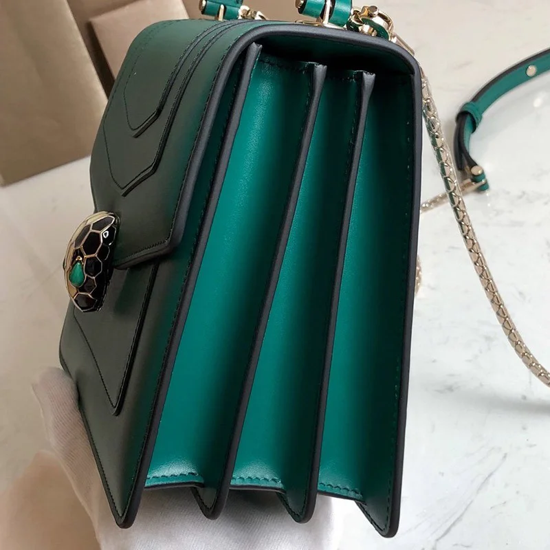 《大人気》【ブルガリ コピー】新色! SERPENTI FOREVER ナッパ ハンドバッグ Buh54789