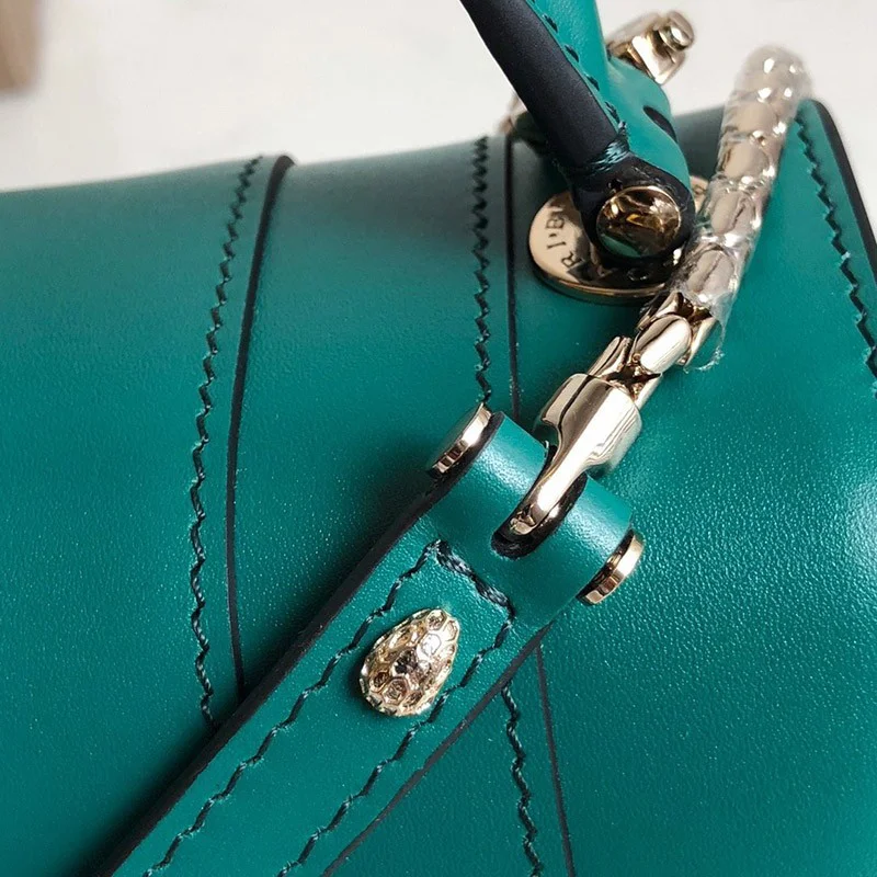 《大人気》【ブルガリ コピー】新色! SERPENTI FOREVER ナッパ ハンドバッグ Buh54789