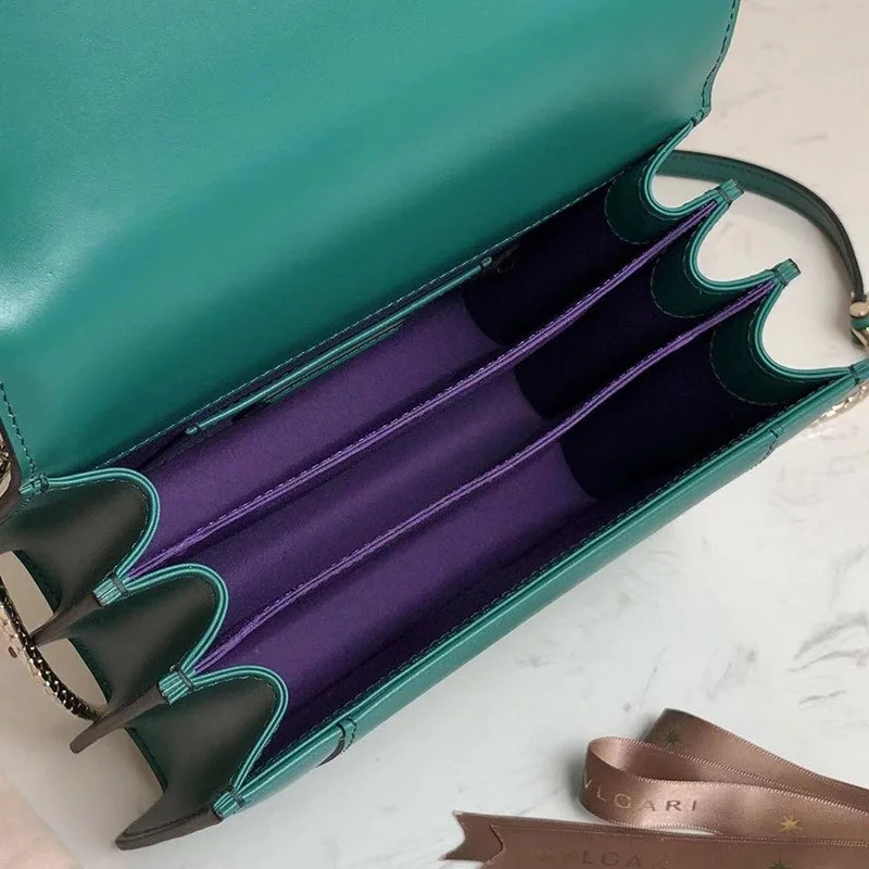 《大人気》【ブルガリ コピー】新色! SERPENTI FOREVER ナッパ ハンドバッグ Buh54789