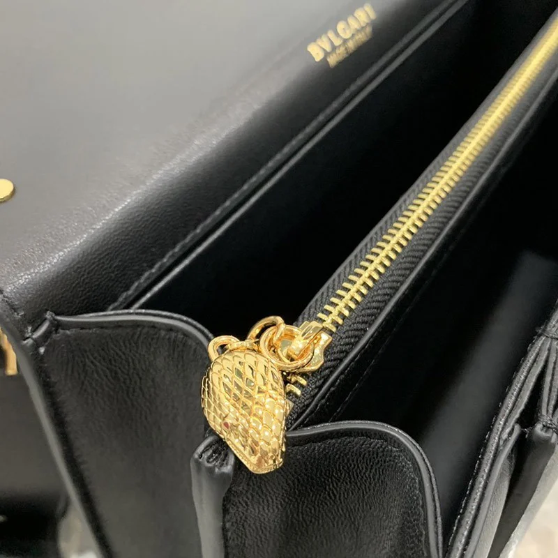稀少【ブルガリ】新色! SERPENTI FOREVER ナッパ ハンドバッグ Buw08841