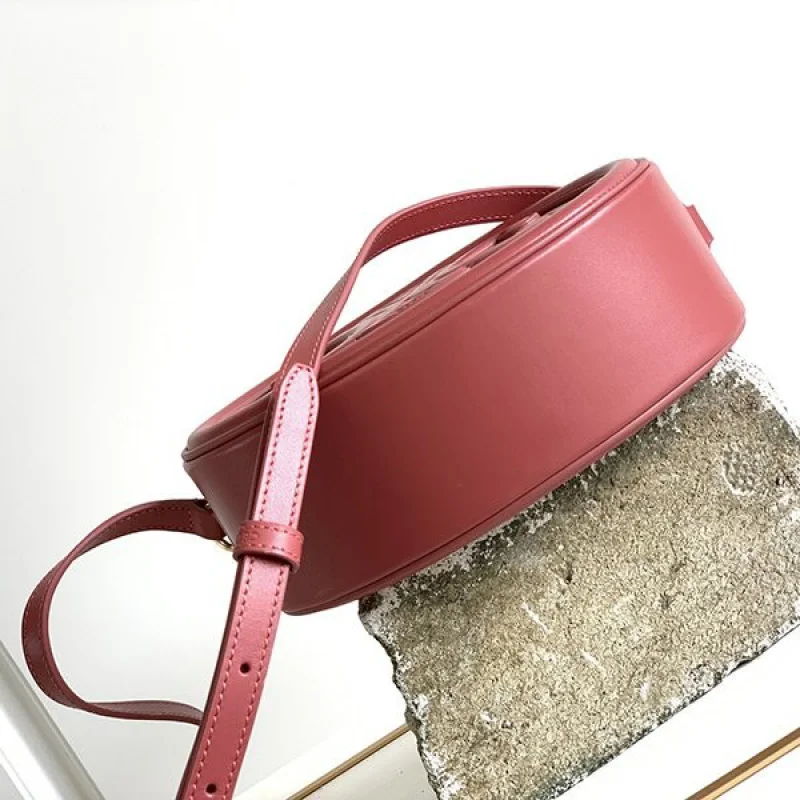 セール新作 セリーヌ OVAL SHOULDER CLUTCH トリオンフ コピー 101703DPQ04LU