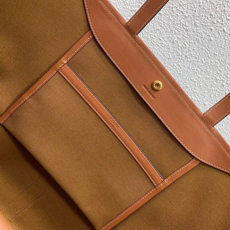 完売必至 セリーヌ ハンドバッグ コピー スモール バケット トリオンフキャンバス 191442CAS04LU
