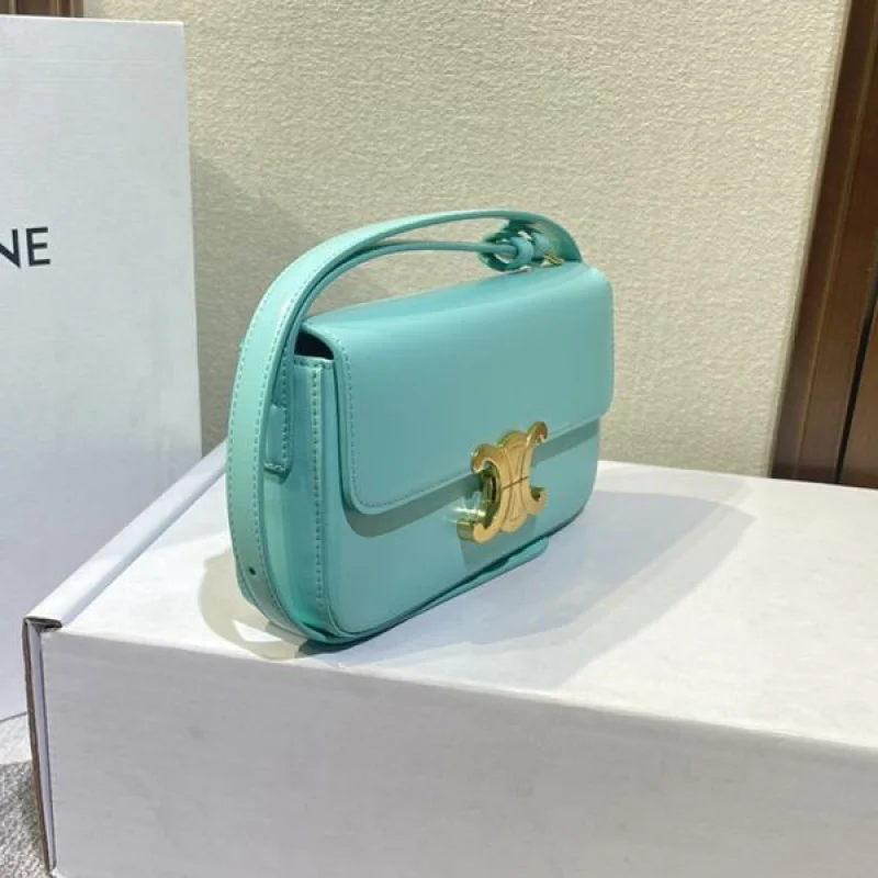 累積売上総額第１位！セリーヌ コピートリオンフチェーンショルダーバッグ リザード 4色 197994BFJ.29VD