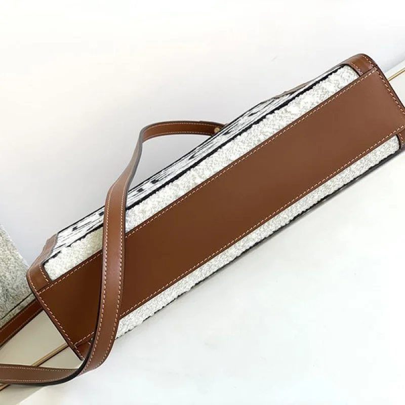 セリーヌ バーティカルカバ コピー キャバス トート ロゴプリント Cef21854
