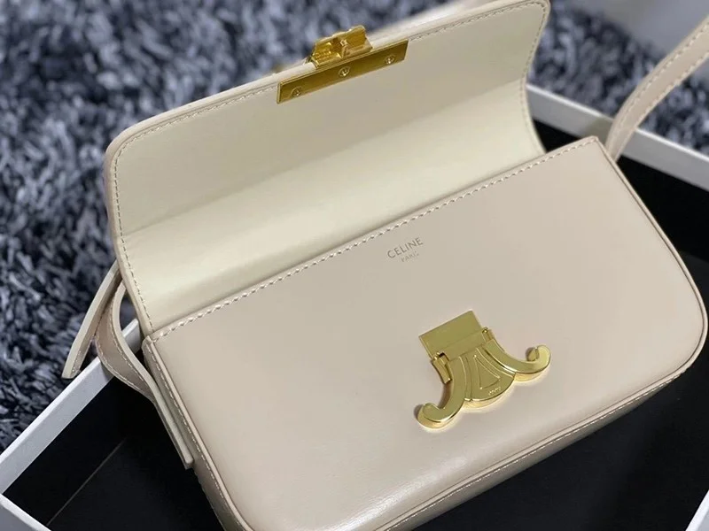 国内即発【セリーヌ ショルダーバッグ コピー】トリオンフ ショルダーバッグ カーキ Cei82317