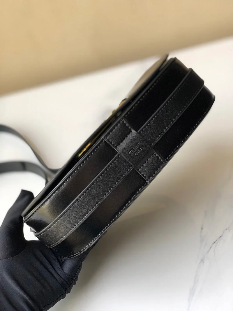 関税負担なしセリーヌ ハンドバッグ コピー ミディアム マイヨン トリオンフ バッグ カーフスキン Cer81157