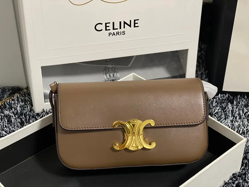 日本未入荷【セリーヌ ショルダーバッグ コピー】トリオンフ ショルダーバッグ 茶色 Ces06930