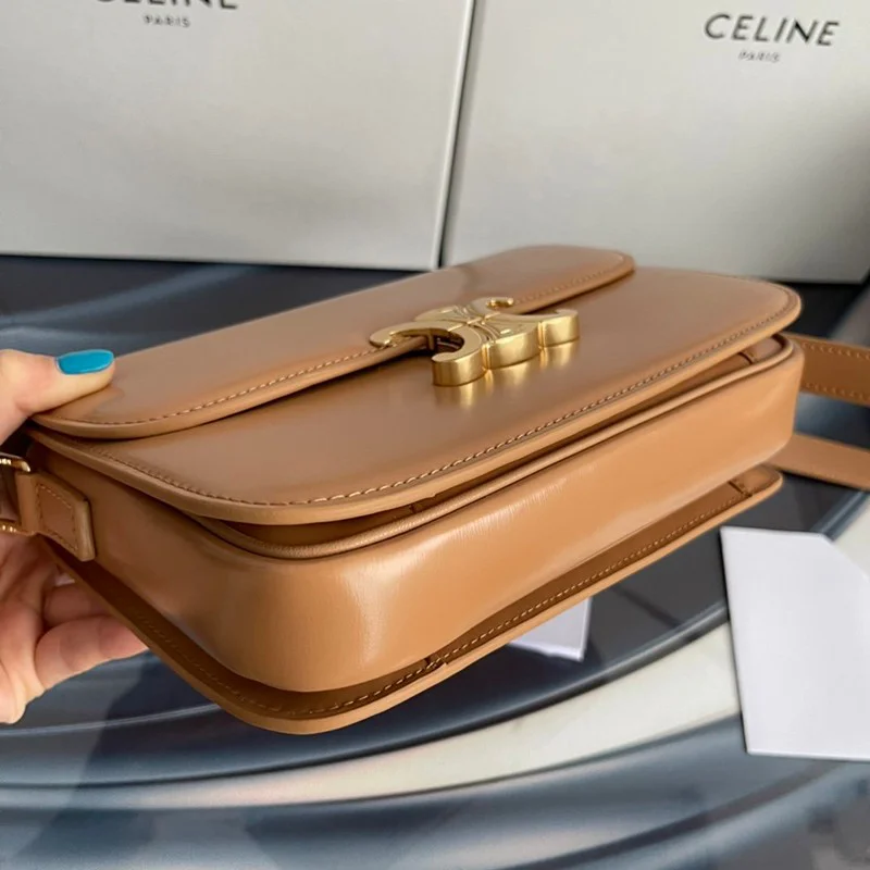 大人気!★セリーヌ ショルダーバッグ コピー ティーン トリオンフバッグ Cew95896