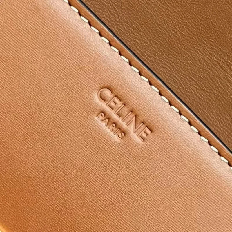 定番セリーヌ 偽物 トリオンフ チェーン ショルダーバッグ Cey98837
