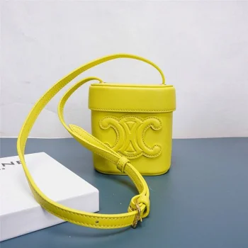セリーヌバッグ Ceq17236 スーパーコピー