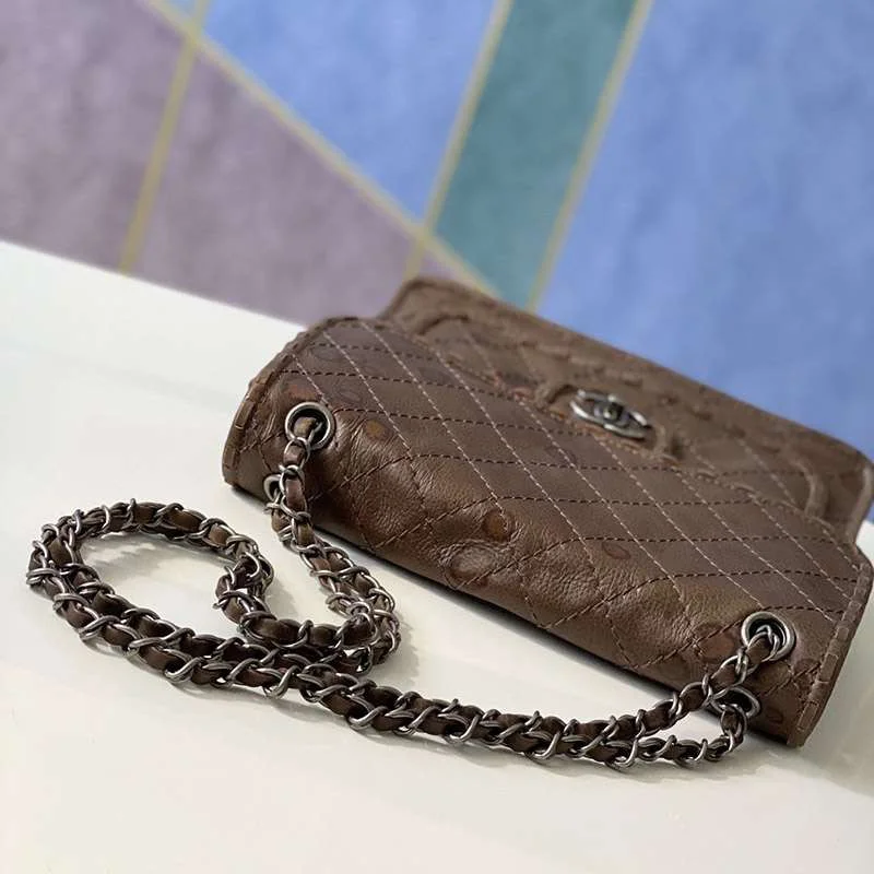 目を惹く 新色☆希少 シャネル ショルダーバッグ コピー shj22686