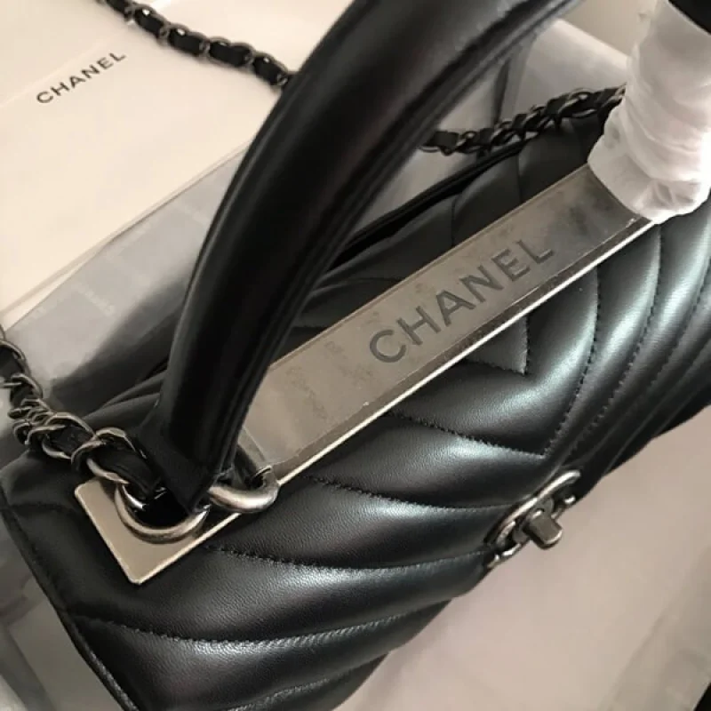 20SS!シャネル《クール!》ココハンドル シェブロン偽物 黒A92990