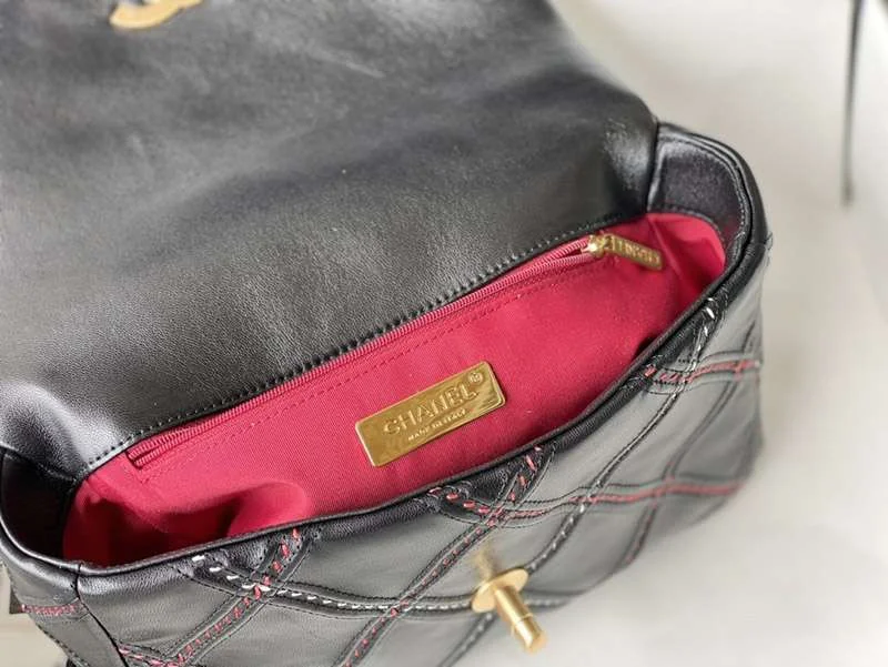 可愛い シャネル チェーン ショルダーバッグ 偽物N級品 shs70155
