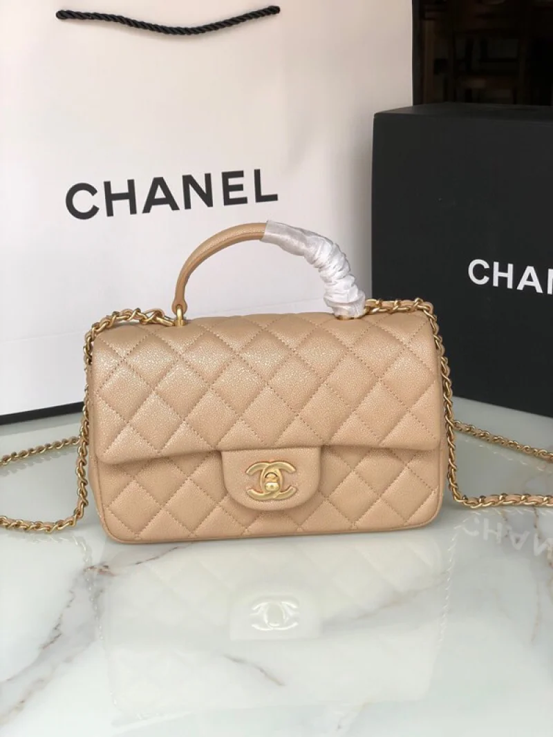【完売前に】シャネル★トップハンドル付きミニフラップバッグAS2431