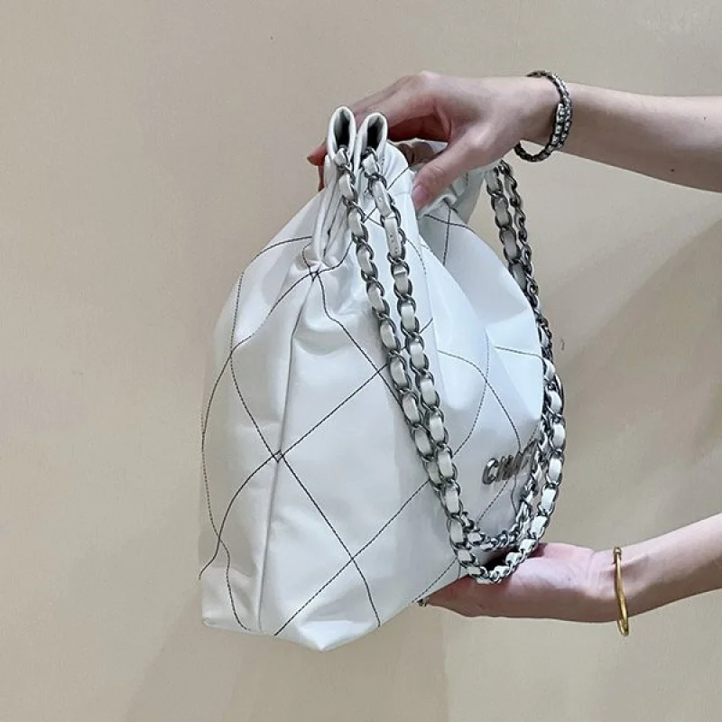 シャネル ラージハンドバック 偽物激安 カーフスキン CCロゴ sha41822