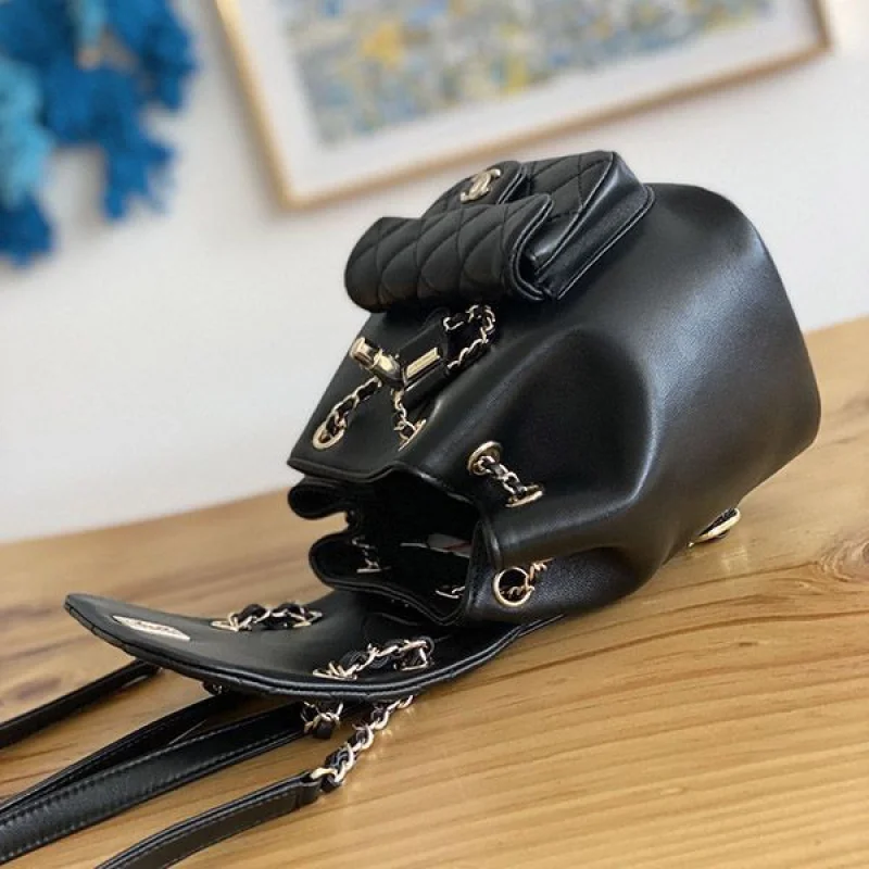 完売必至シャネル バックパック 偽物 リュック ブラック sha33645