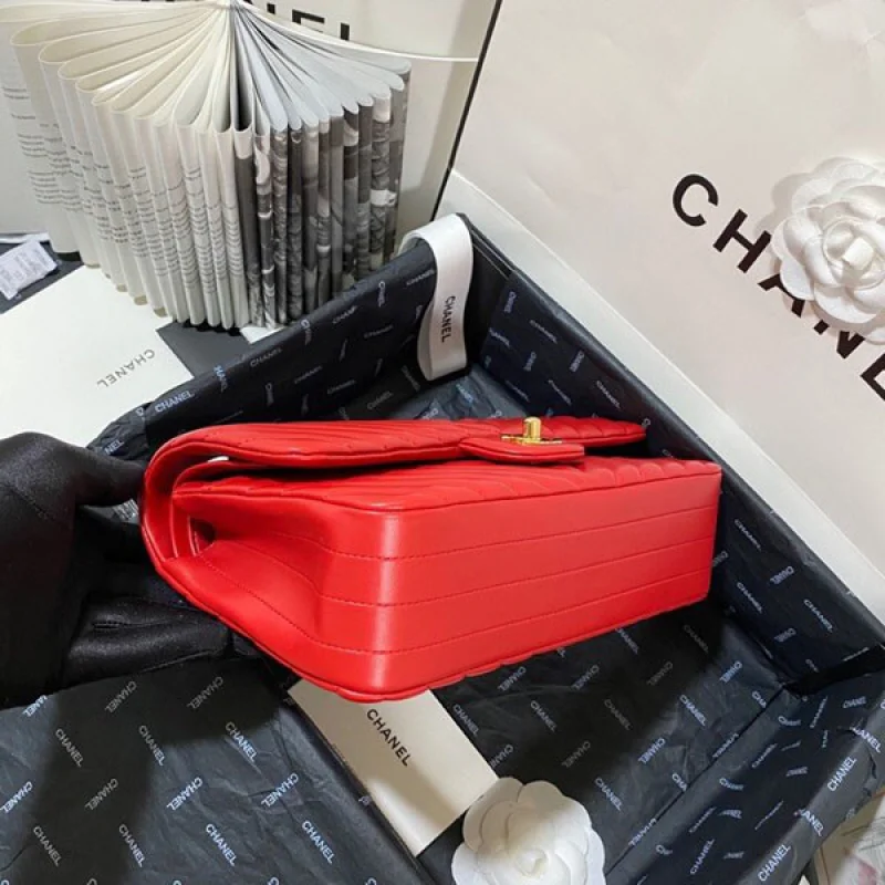 日本未入荷 シャネル コピー ショルダーバッグ チェーンバッグ レッド shc35741