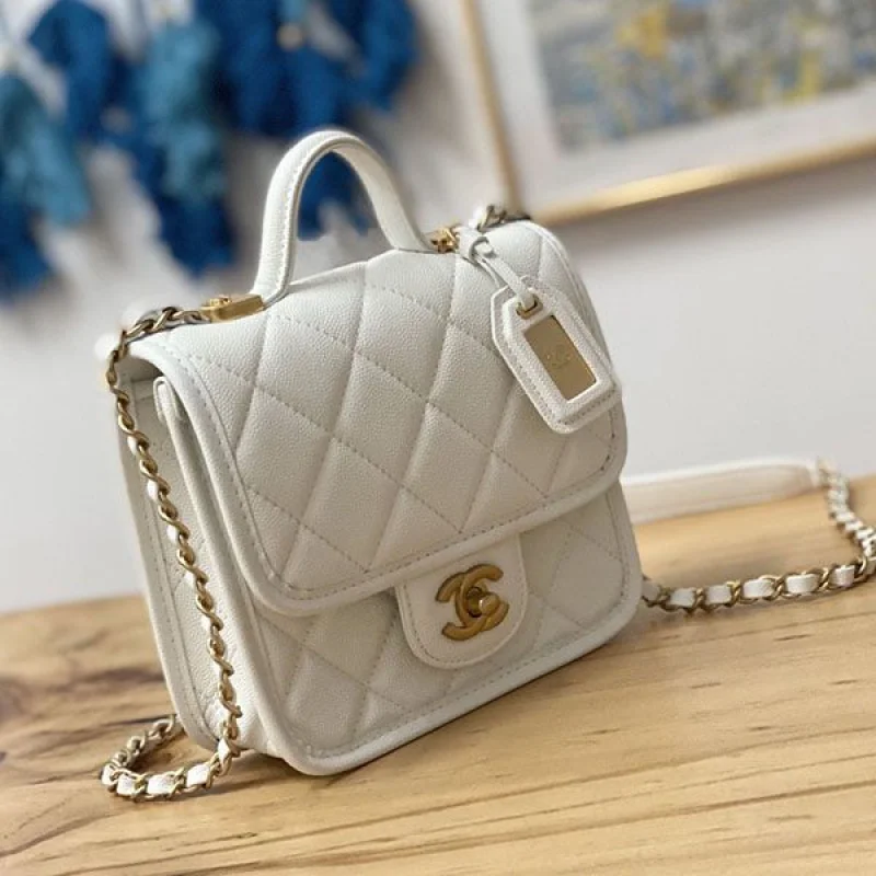 ☆超人気☆シャネル スモール トップハンドルフラップバッグ コピー she52944