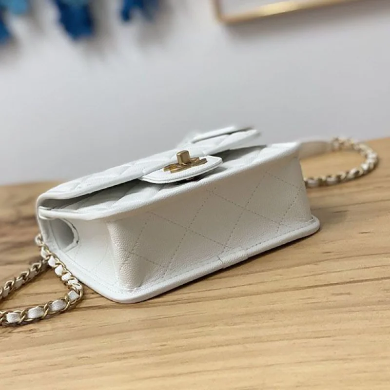 ☆超人気☆シャネル スモール トップハンドルフラップバッグ コピー she52944