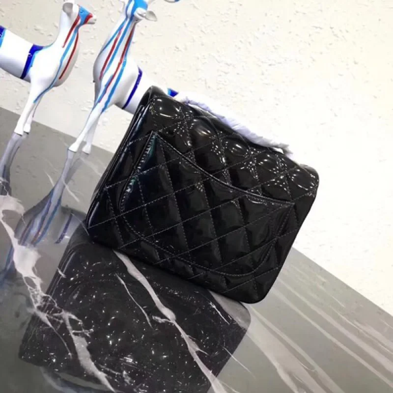 超希少！ シャネル ミニ フラップ バッグ チェーンバッグ shh36388