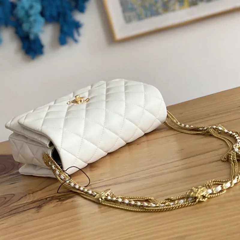 超希少!シャネル ラムレザー ショルダーバッグ コピー shi82538