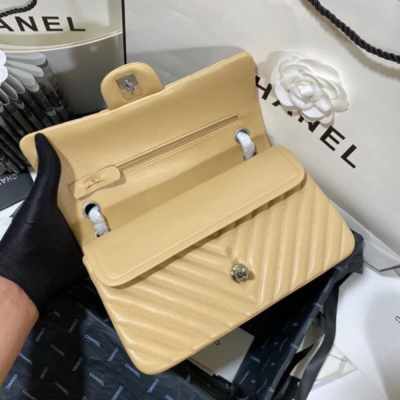 シャネル 偽物 ショルダーバッグ チェーンバッグ shk86725
