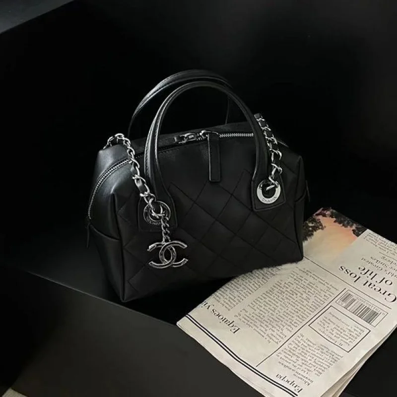 《大人気》シャネル 偽物カンボンライン CCスクエアミニボストンバッグ コピー 2色 shs07898