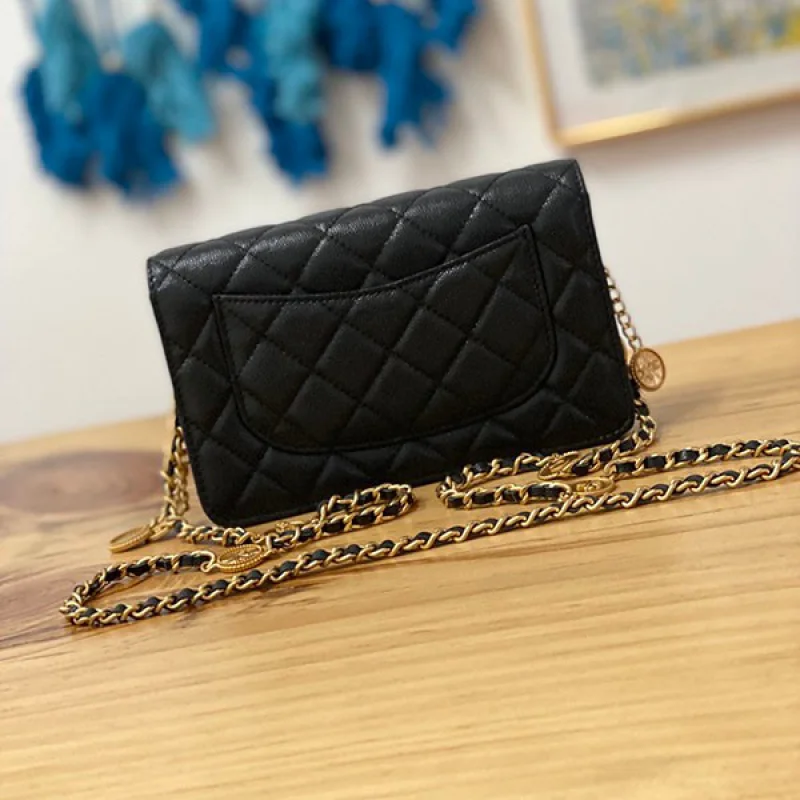 シャネル クラシック チェーンウォレット 偽物 shw67361