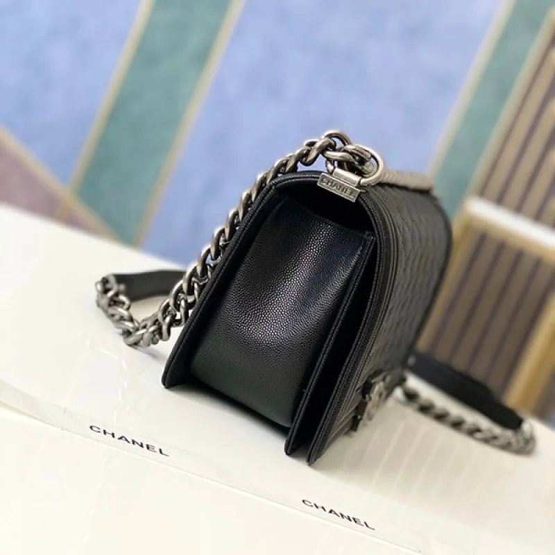 シャネル ボーイシャネル25cm コピー ブラック/シルバー金具 shw99193