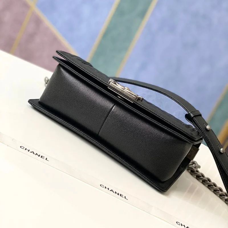 シャネル ボーイシャネル25cm コピー ブラック/シルバー金具 shw99193